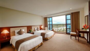 Muong-Thanh-Hoi-An-Deluxe-Twin-Ocean-View
