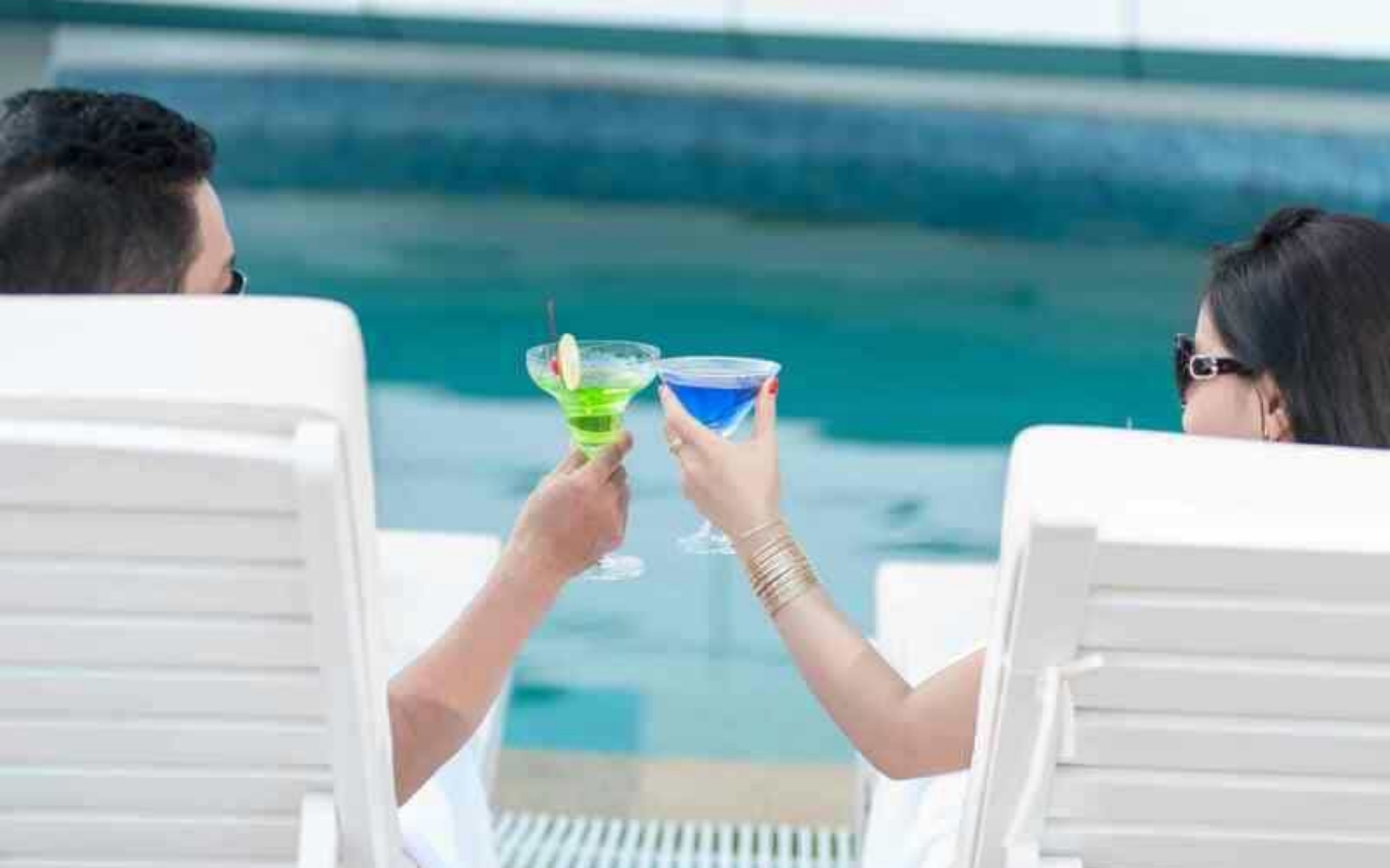 Khách sạn Mường Thanh Phương Đông - Hồ bơi Khách sạn Mường Thanh Phương Đông - Hồ bơi