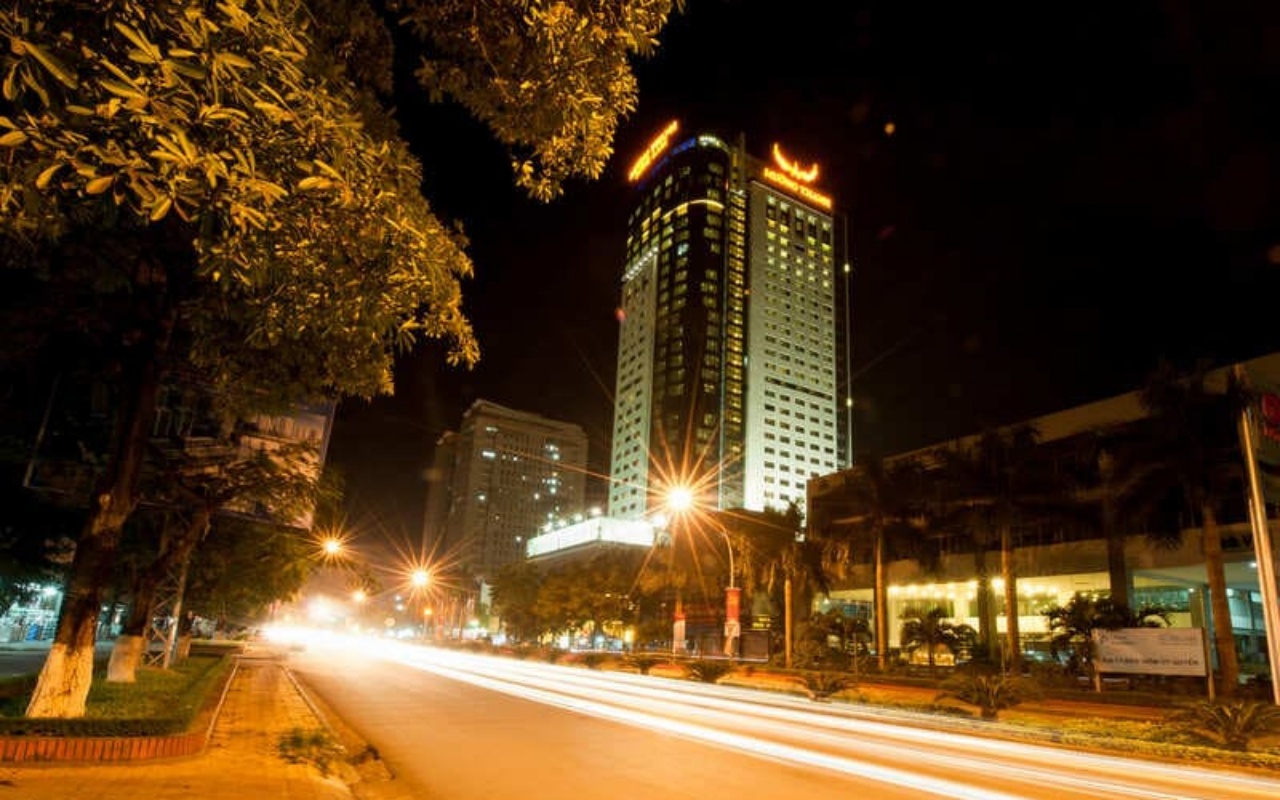 Khách sạn Mường Thanh Luxury Sông Lam - Đẳng cấp 5 sao tại Vinh